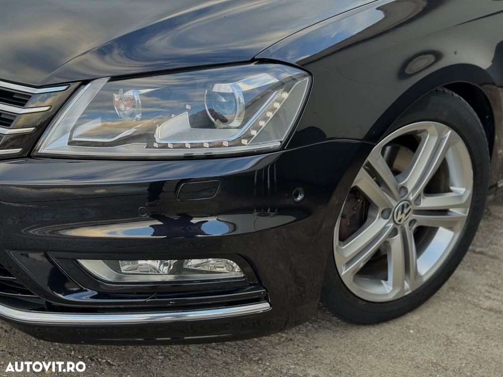 Volkswagen Passat Variant 2.0 TDI DSG BlueMotion Technology R-Line - 15