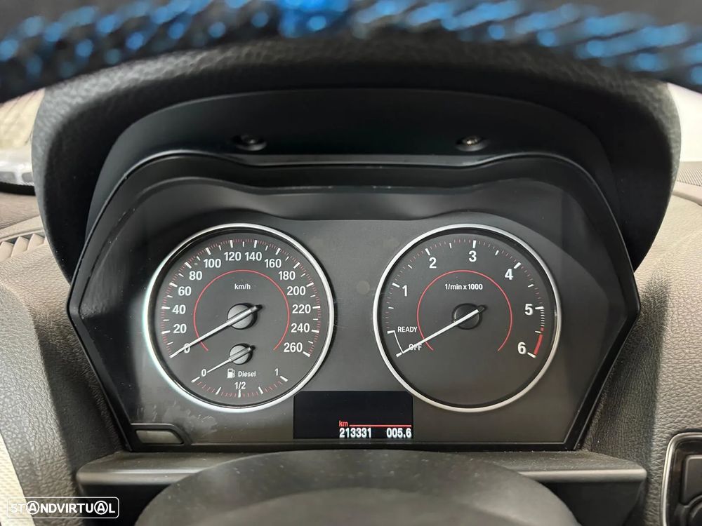 BMW 118 d xDrive Pack M - 16