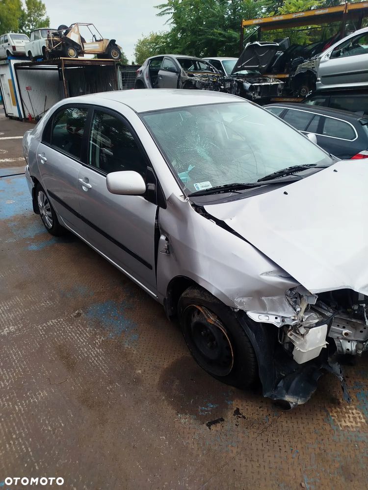 Toyota Corolla  e 12 na części. - 2