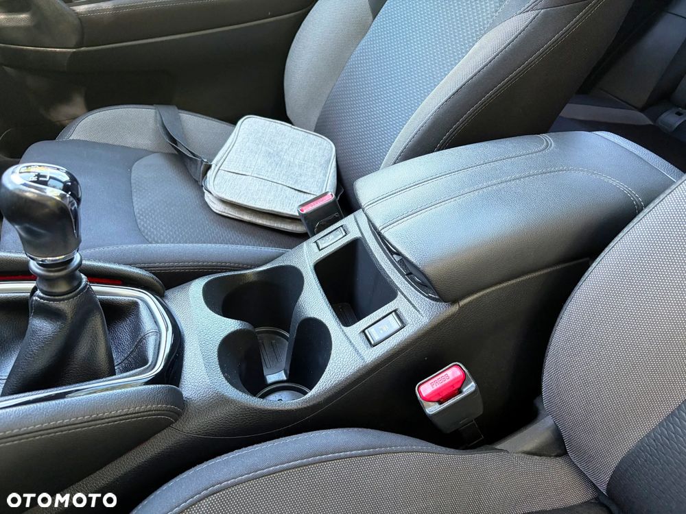 Nissan Qashqai 1.7 dCi 4x4 N-Connecta - 8