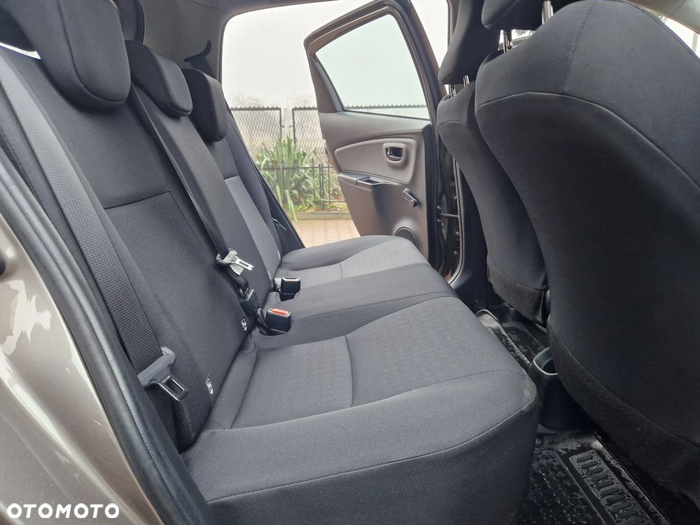 Toyota Yaris 1.5 Active - 15