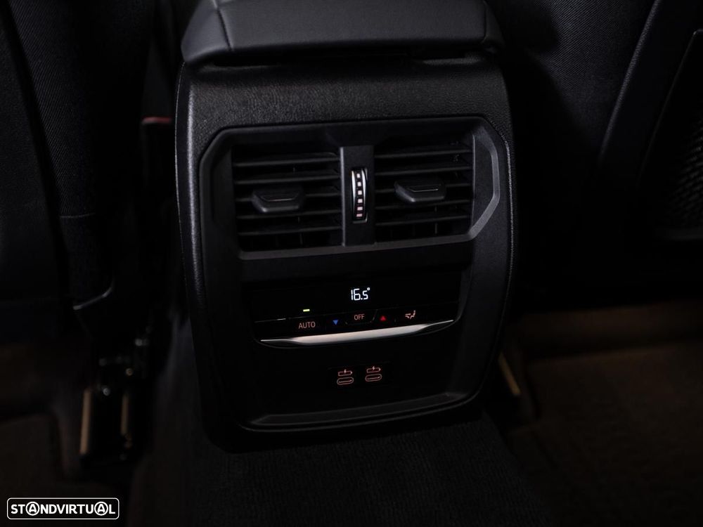 BMW 330 e Corporate Edition Auto - 24