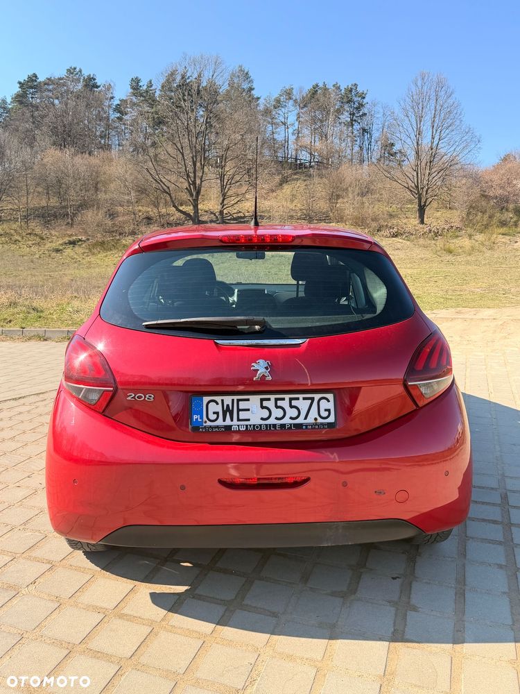 Peugeot 208 - 6