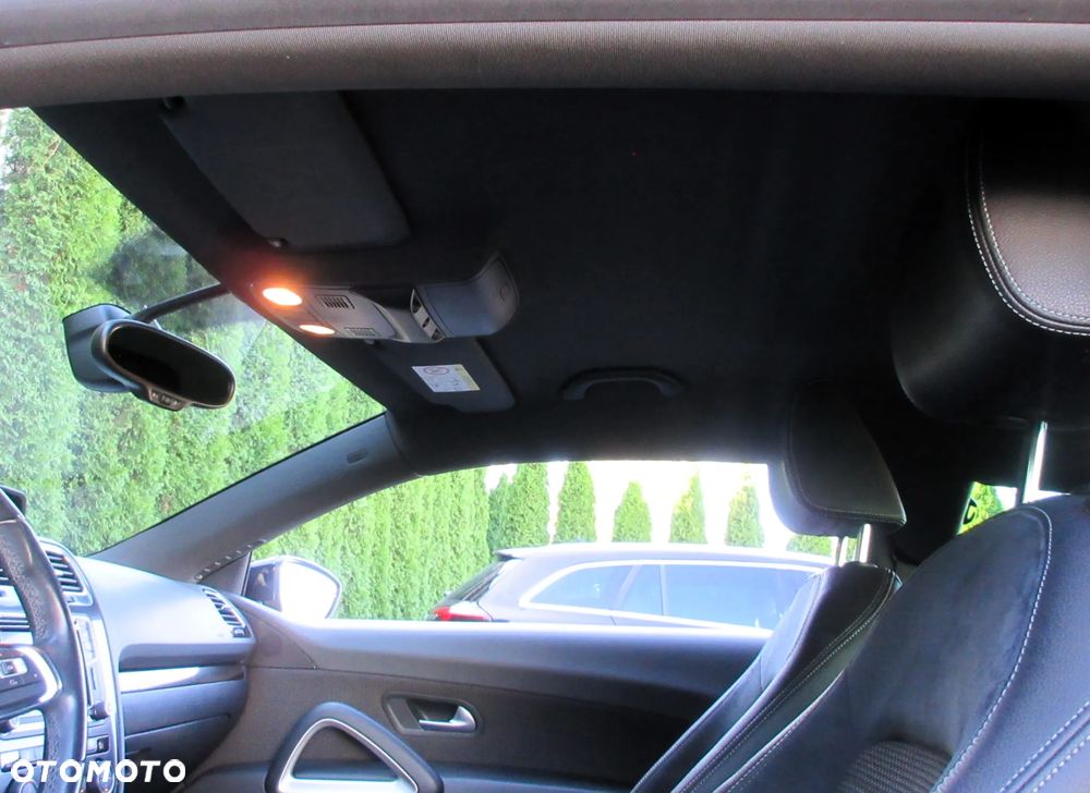 Volkswagen Scirocco 2.0 TDI (Blue Motion Technologie) DSG - 25