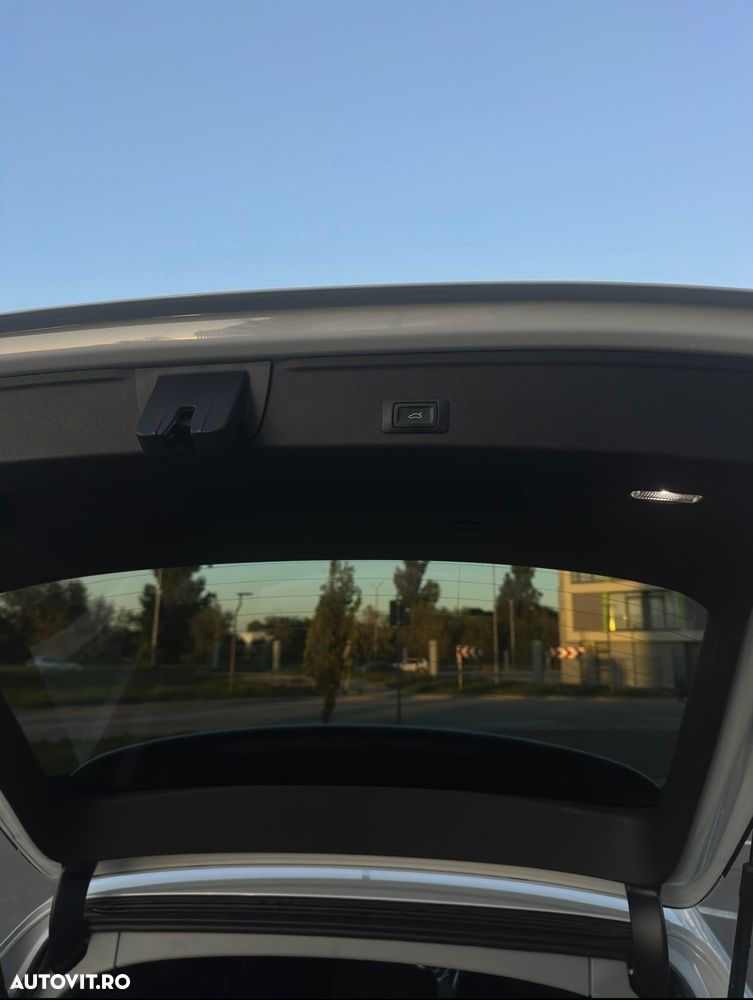 Audi A4 Avant 2.0 TDI S tronic - 10