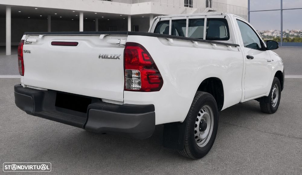 Toyota Hilux 2.4 d-4D 4X2 CS - 7