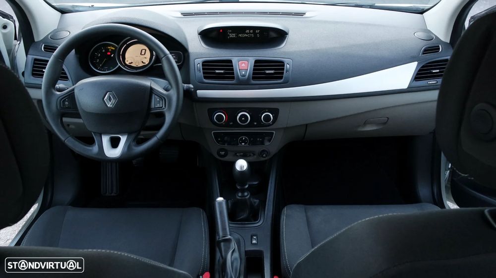 Renault Mégane Sport Tourer 1.5 dCi Bose Edtion CO2 Champion - 4