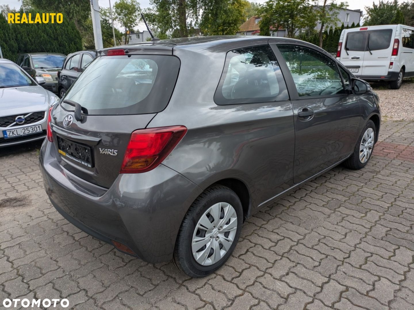 Toyota Yaris - 4