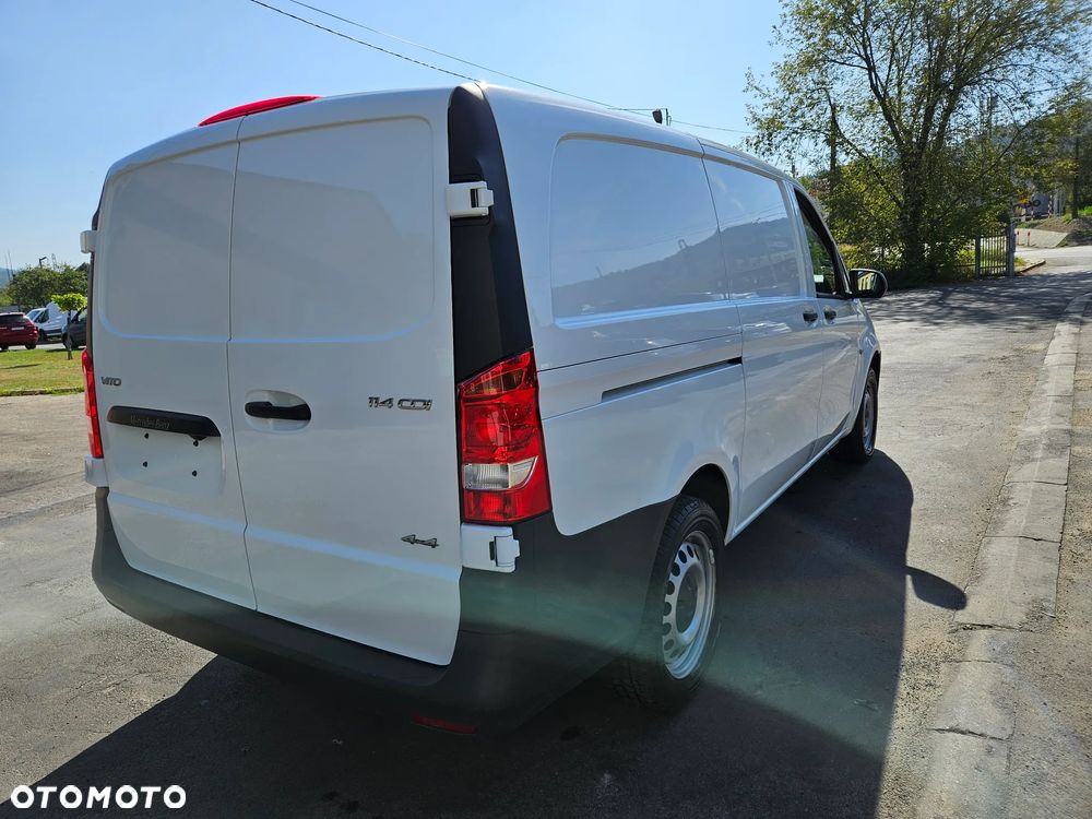 Mercedes-Benz Vito 4x4 4matic automat rej.04 2023 long klima navi 3osobowy fvat23% - 18