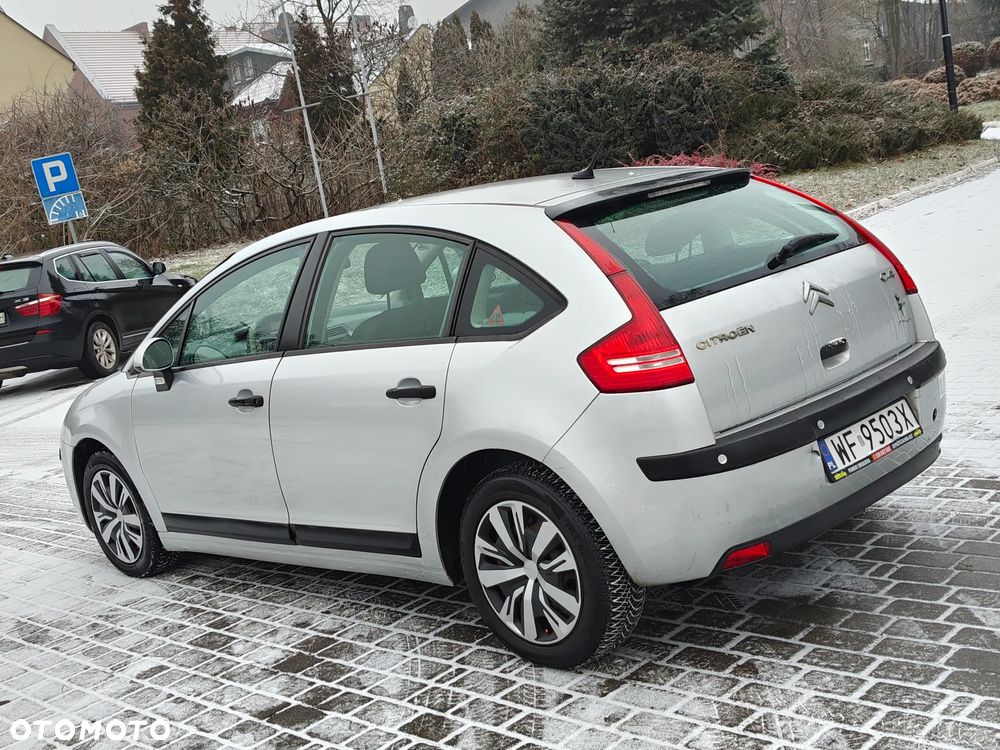 Citroën C4 1.4 16V Equilibre - 13