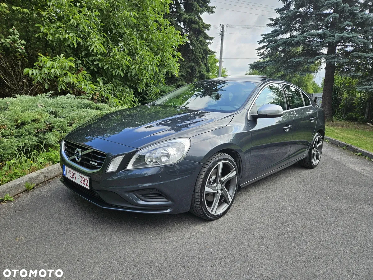 Volvo S60 D3 R-Design - 6