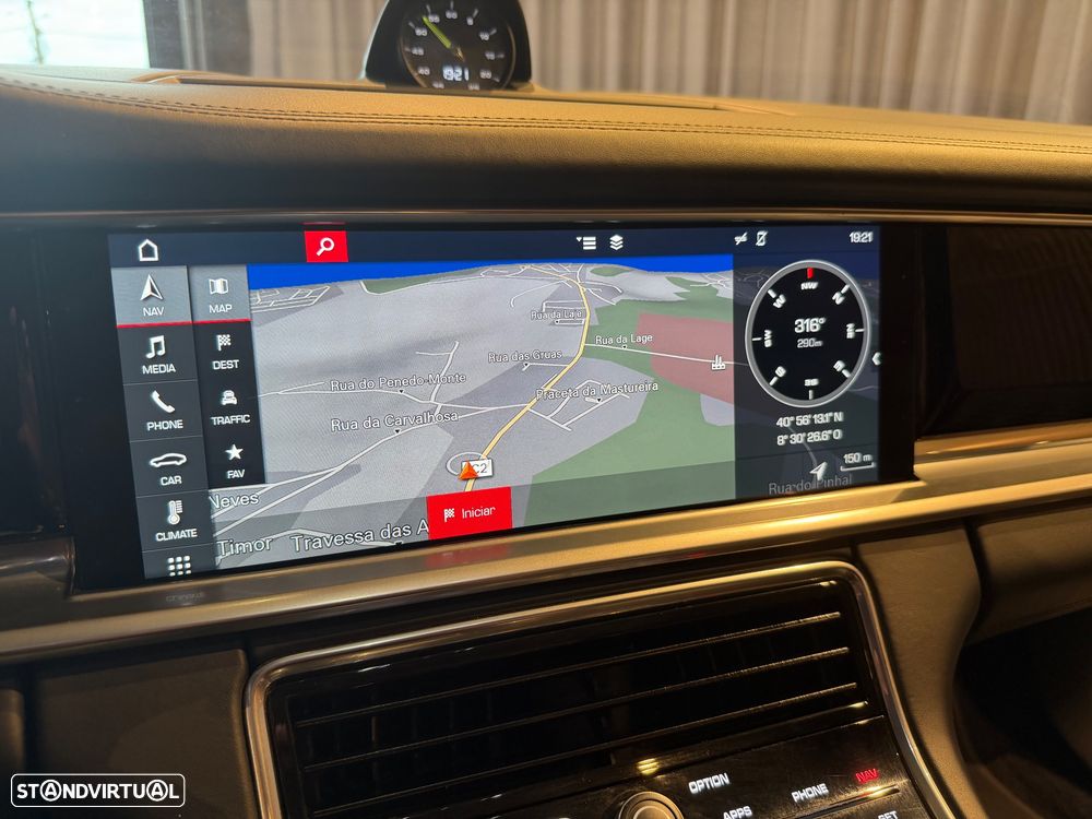 Porsche Panamera Sport Turismo 4 E-Hybrid Platinum Edition - 47