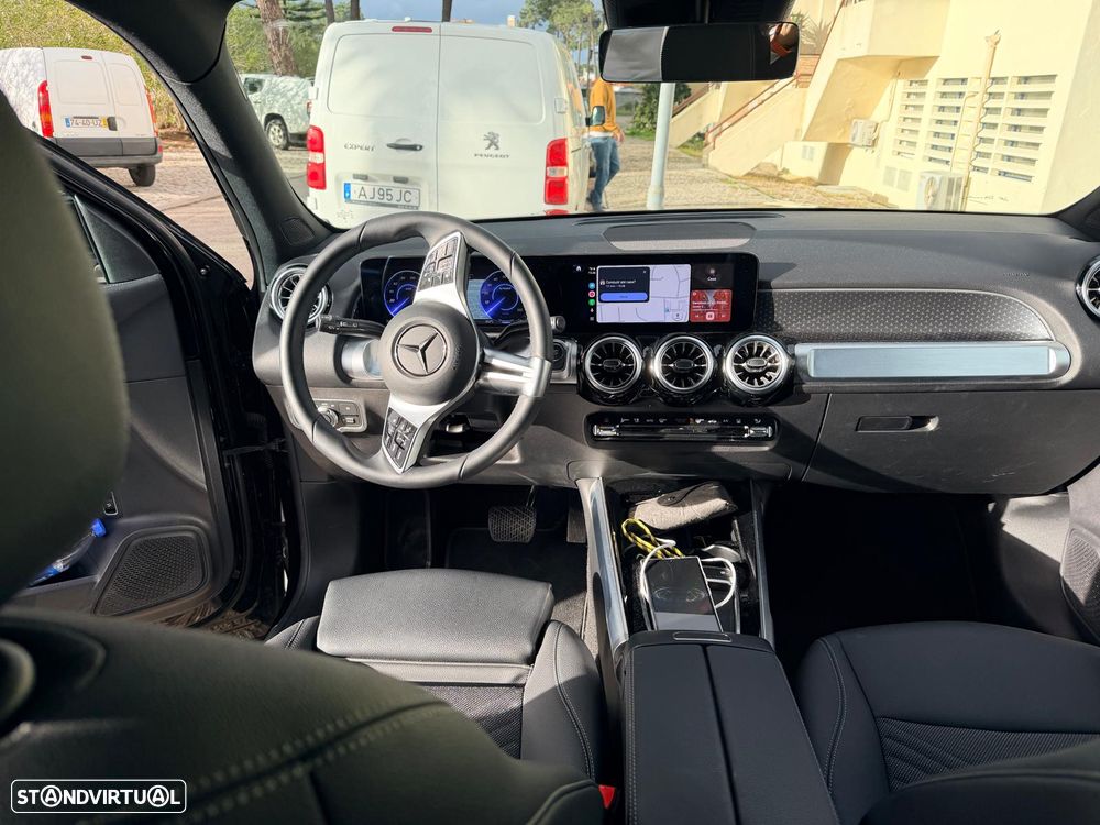 Mercedes-Benz EQB - 21