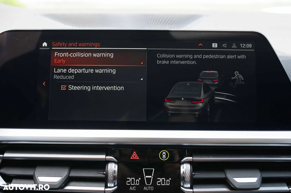 BMW Seria 3 320d xDrive Aut. Sport Line - 32