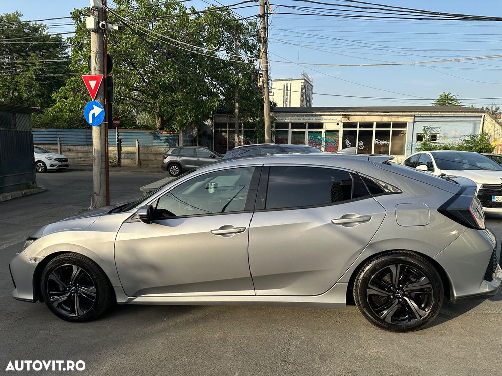 Honda Civic 1.0 VTEC Turbo CVT Elegance - 14