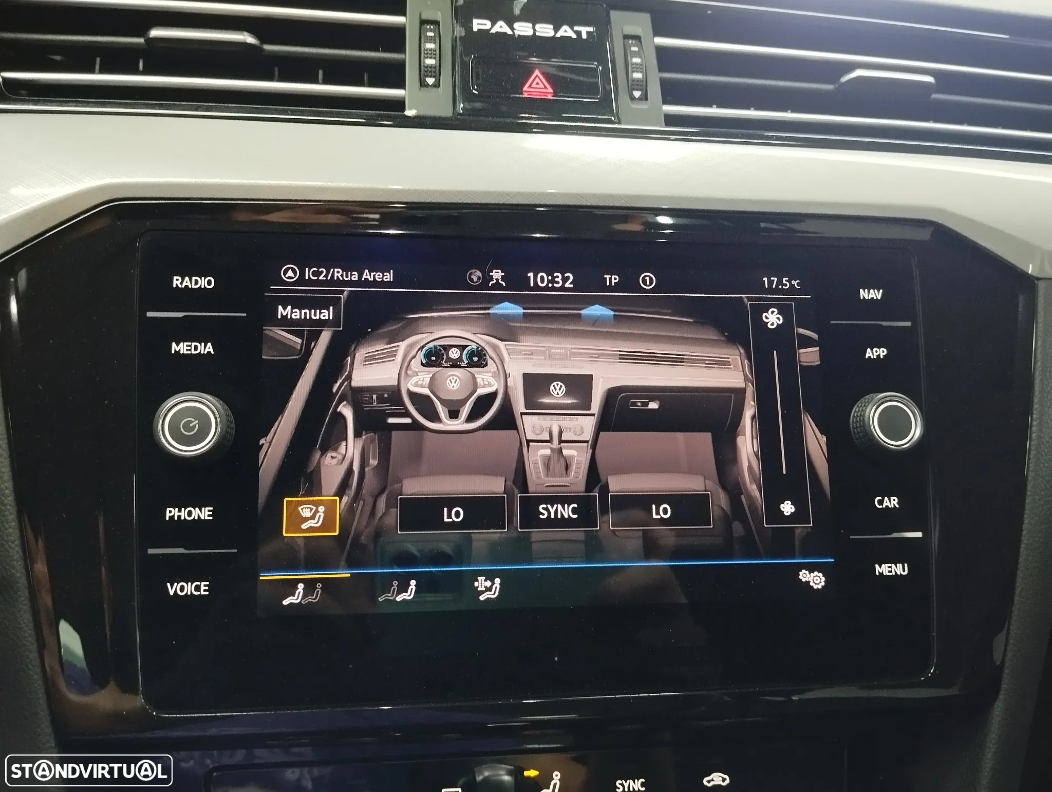 VW Passat Variant 2.0 TDi Business DSG - 30