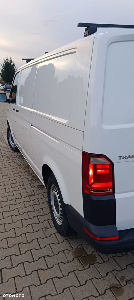 Volkswagen Transporter VW t6 2015 r long przebieg 111000 km Vivaro Trafic Vito klima navi tempomat dubel drzwi przesuwane - 16