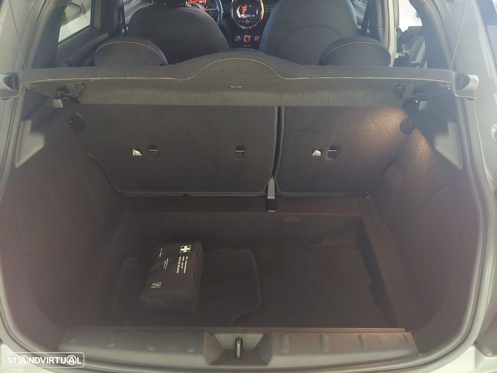 MINI 5 Portas One D - 29