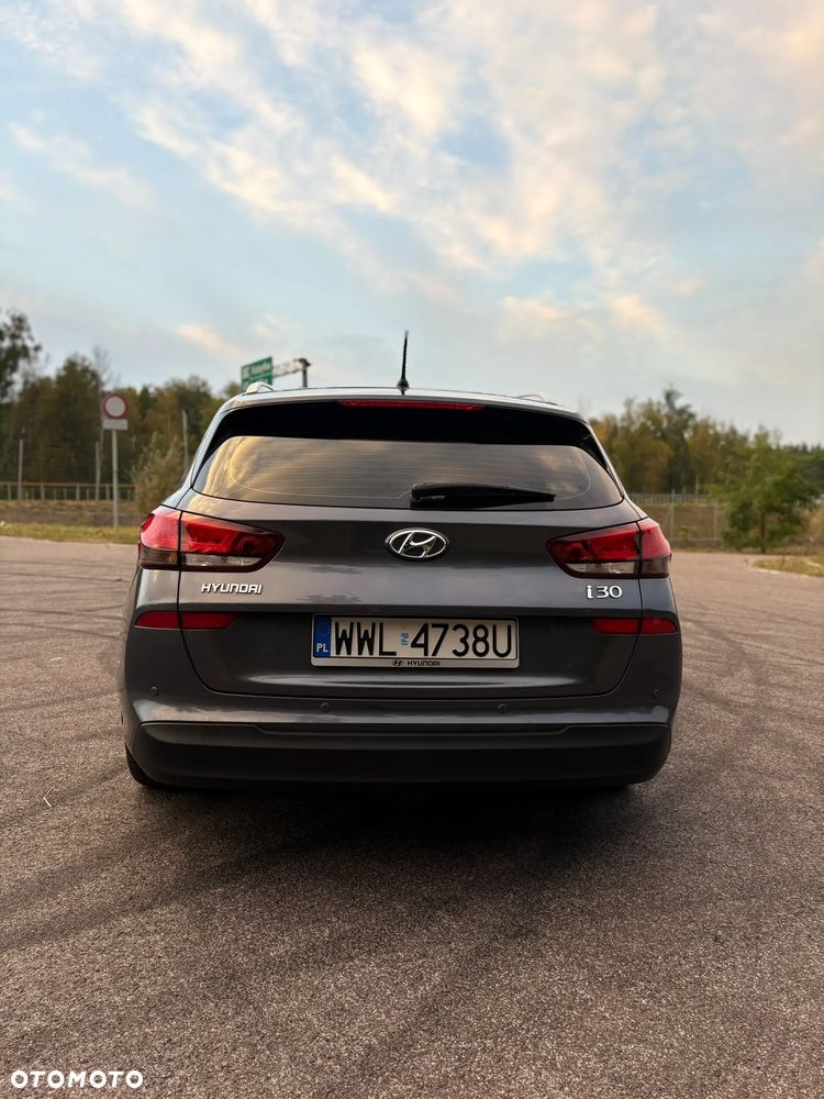Hyundai i30 1.4 Classic + - 7