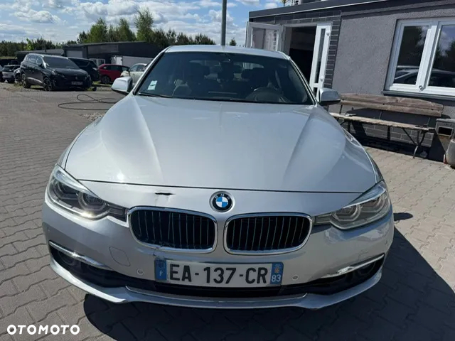 BMW Seria 3 330e Luxury Line sport - 2