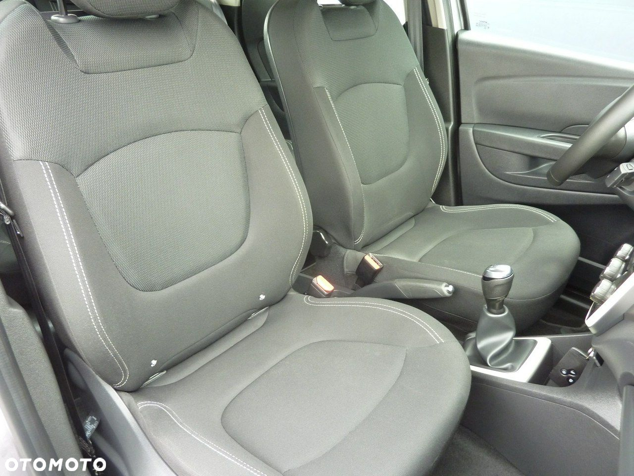 Renault Captur - 17