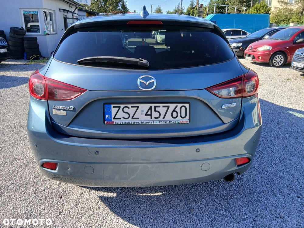 Mazda 3 - 6