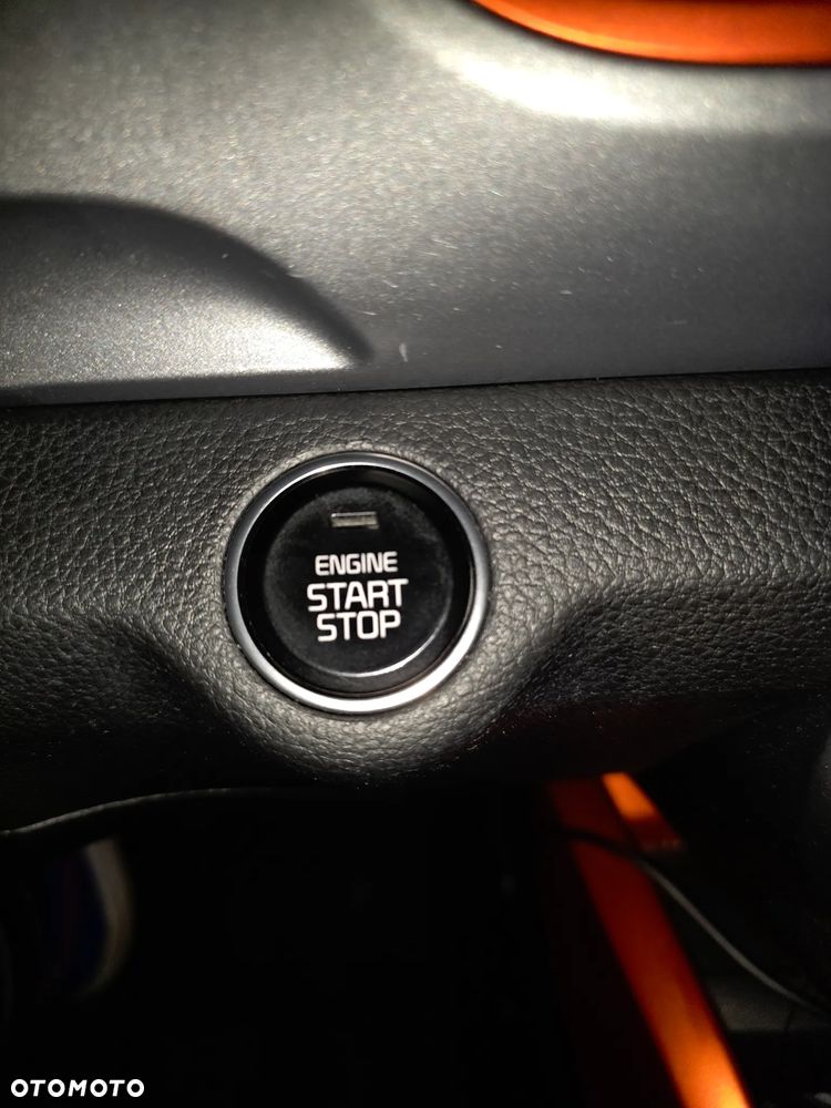 Kia Stonic 1.6 CRDi L - 13