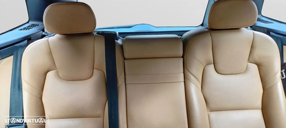 Volvo XC 60 2.0 T8 PHEV Momentum AWD - 13