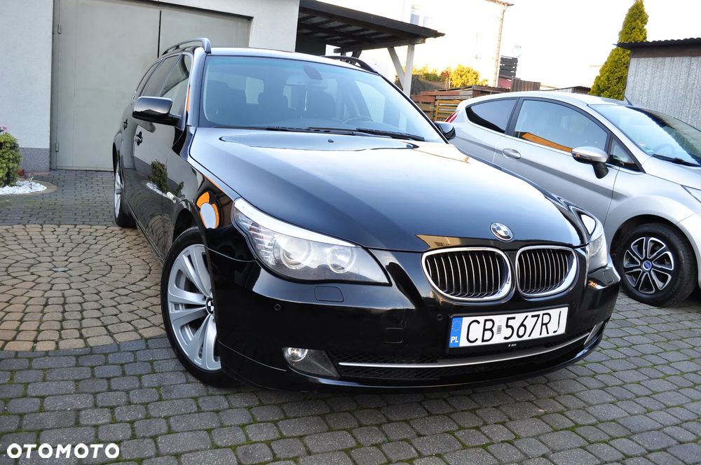 BMW Seria 5 525i Edition Exclusive - 4