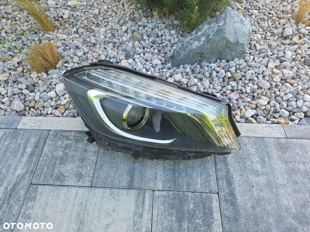 MERCEDES A KLASA 176 Lampa prawa przód Bi-Xenon Led A1768201261KZ - 2