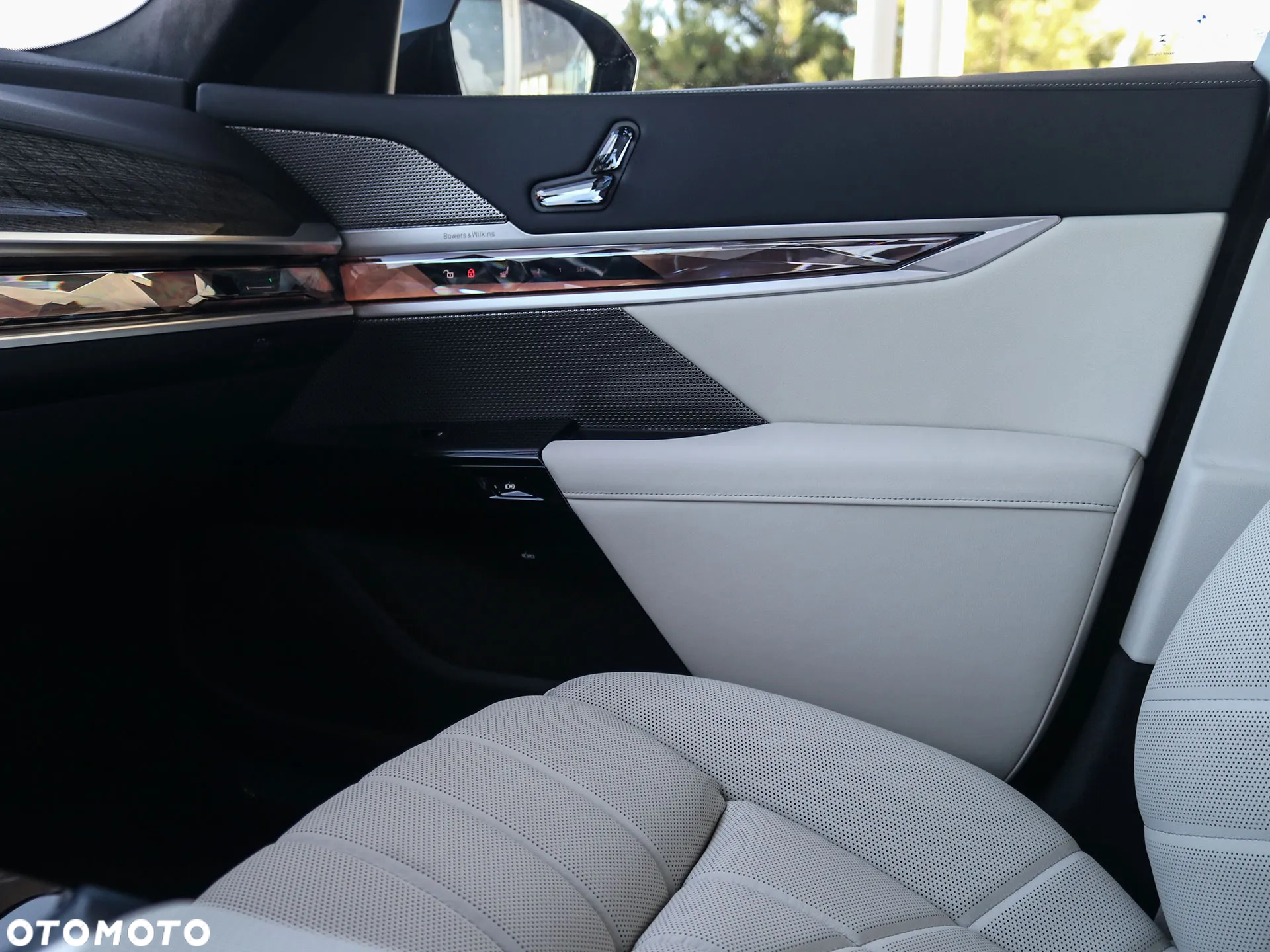 BMW Seria 7 - 25