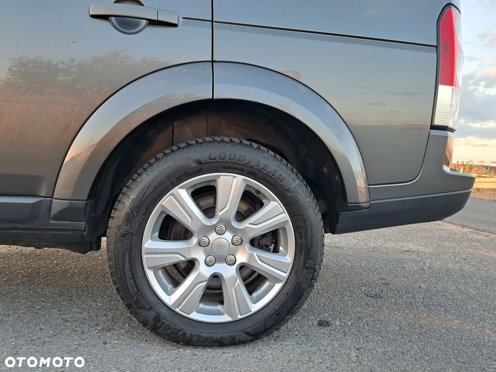 Land Rover Discovery SD V6 HSE - 20