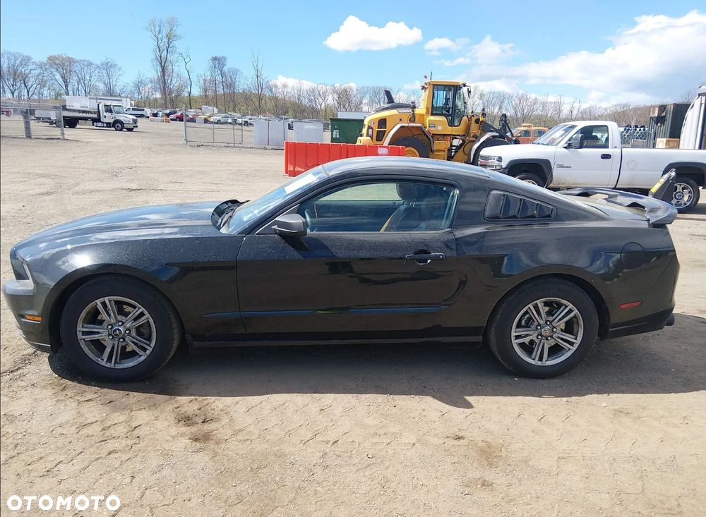 Ford Mustang 3.7 V6 Premium - 4