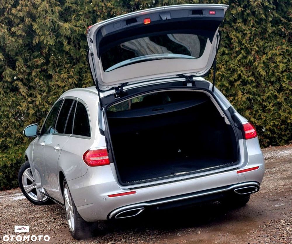 Mercedes-Benz Klasa E - 18