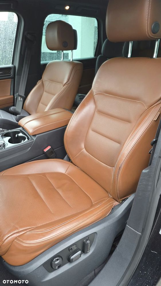 Volkswagen Touareg 3.0 V6 TDI BMT X-Edition - 38