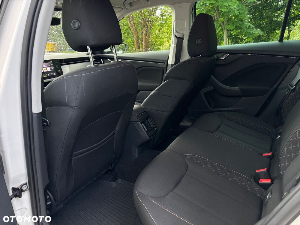 Skoda Scala 1.0 TSI Ambition DSG - 33