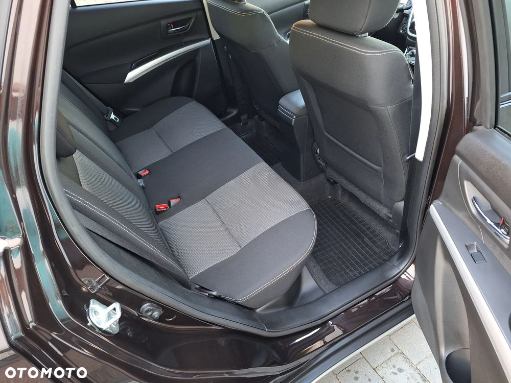 Suzuki SX4 S-Cross 1.6 Elegance - 28