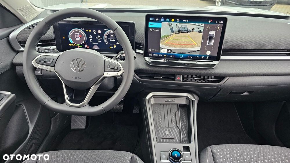 Volkswagen T-Roc - 23