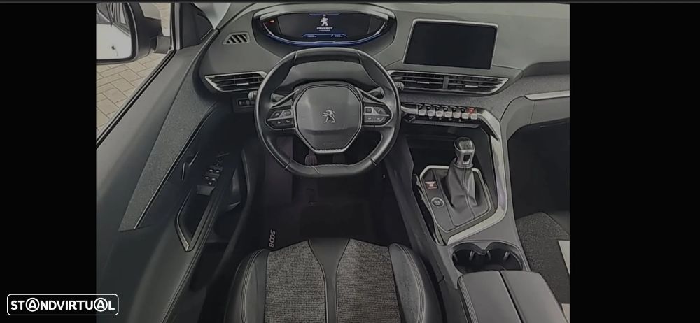 Peugeot 5008 1.2 PureTech Allure - 4