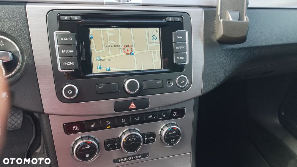 Volkswagen Passat 1.4 TSI Highline - 13