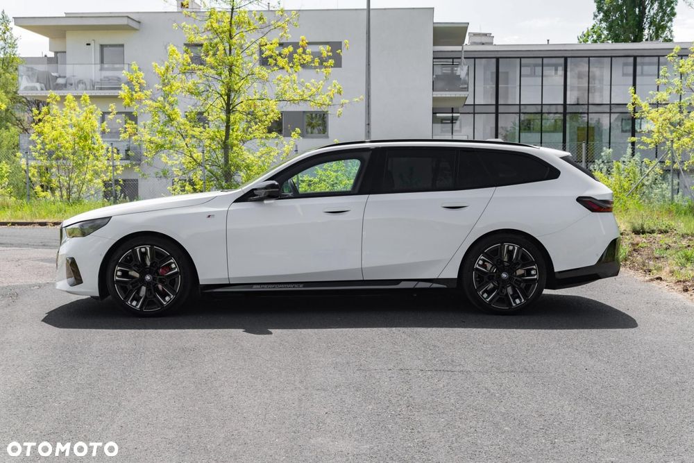 BMW i5 M60 - 8