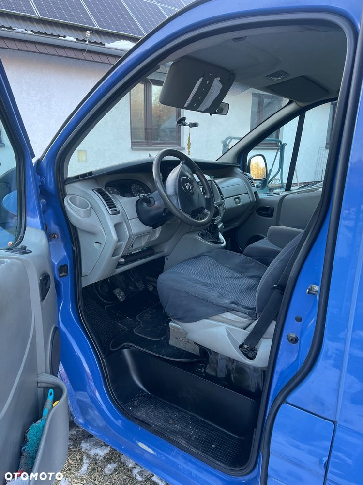 Opel Vivaro L2H1 2.9t - 11
