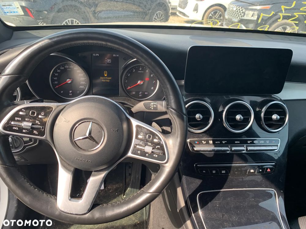 Mercedes-Benz GLC 300 4Matic 9G-TRONIC - 9