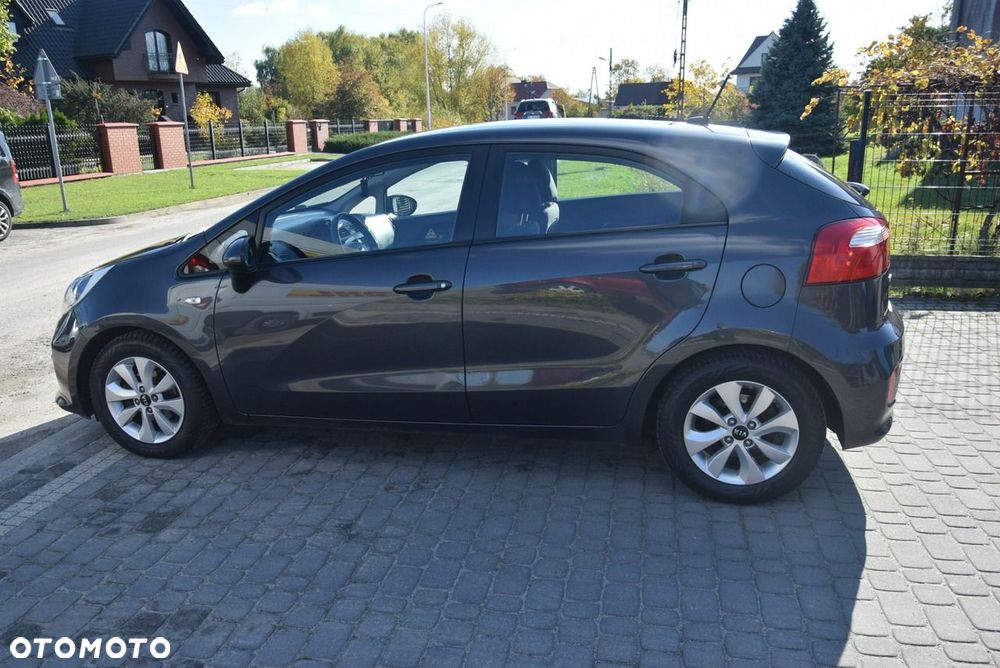 Kia Rio 1.2 Attract - 15