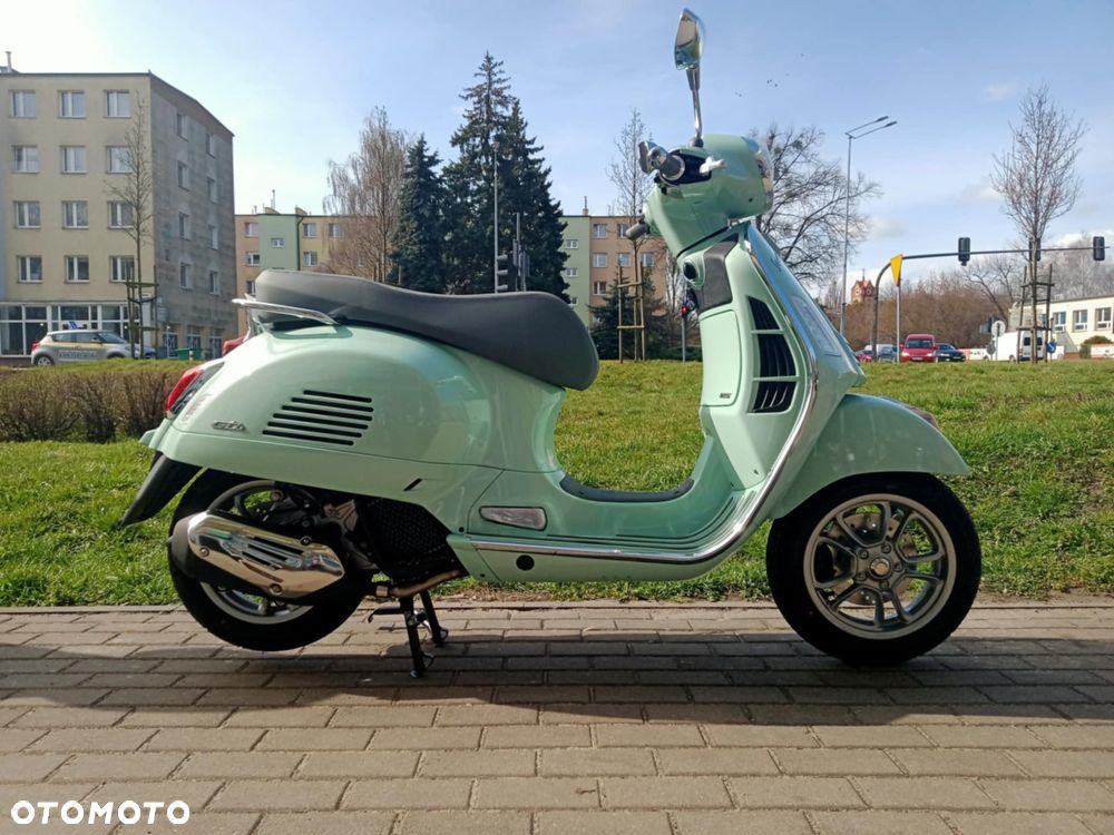 Vespa GTS - 2