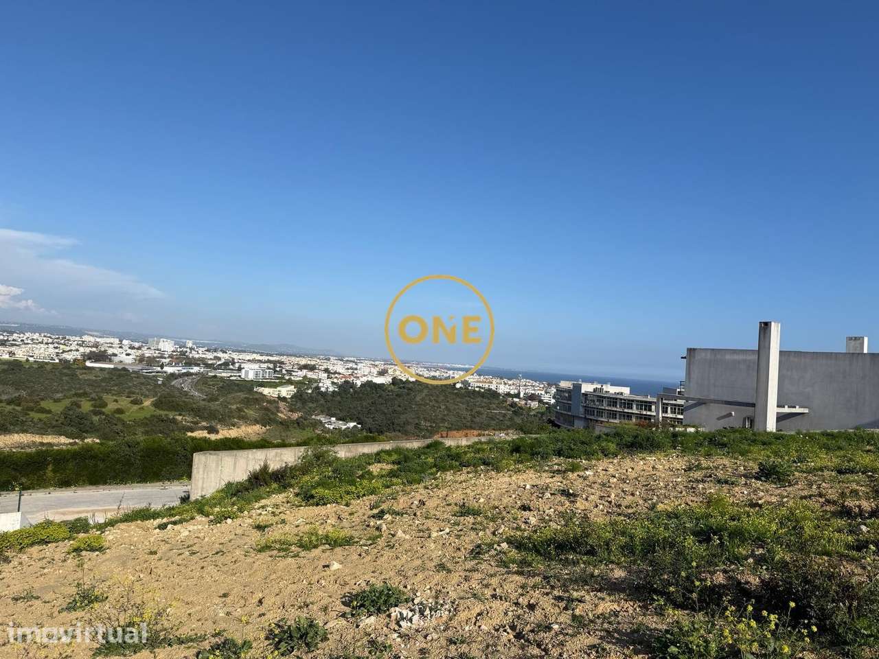Terreno Urbano com Vista Mar | 557 m2 | Para Moradia com Piscina – Alb - Grande imagem: 3/4