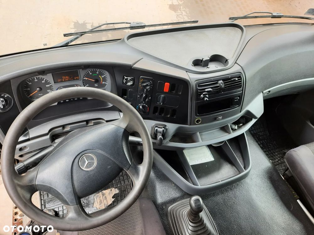 Mercedes-Benz AXOR - 4