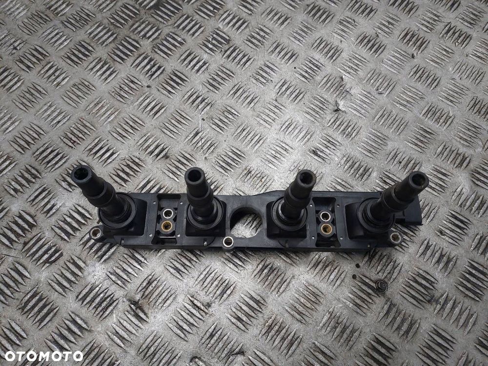CEWKA ZAPŁONOWA OPEL ASTRA H 1.8 16V 03SKV070 - 2