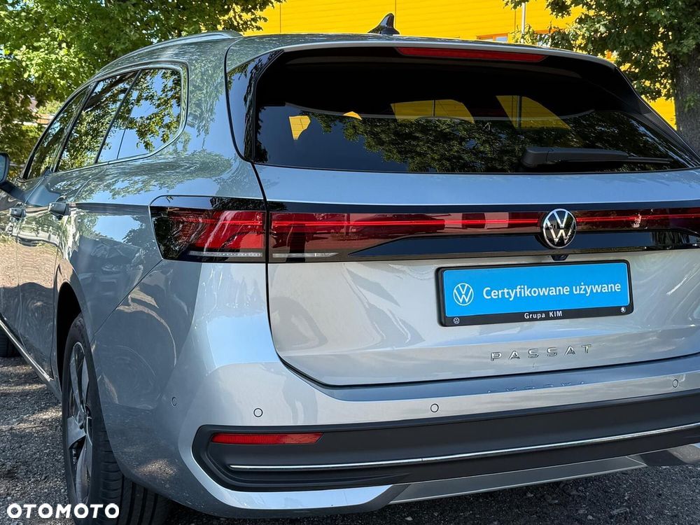 Volkswagen Passat - 22