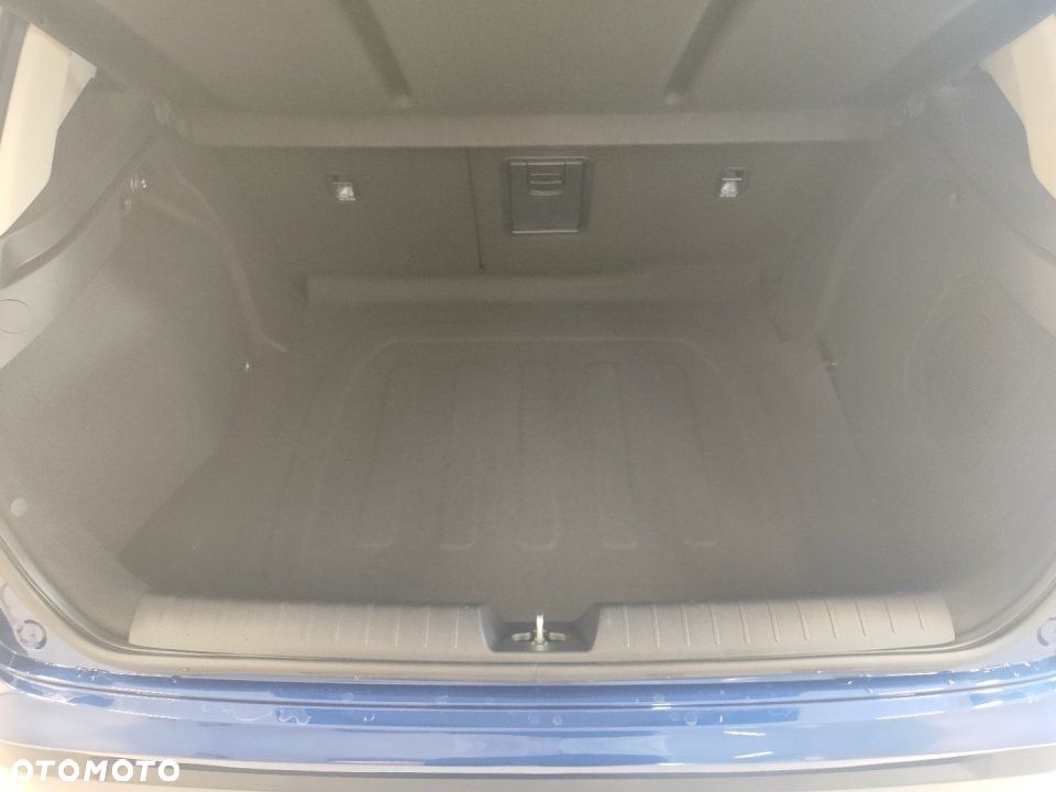 Kia K4 - 12